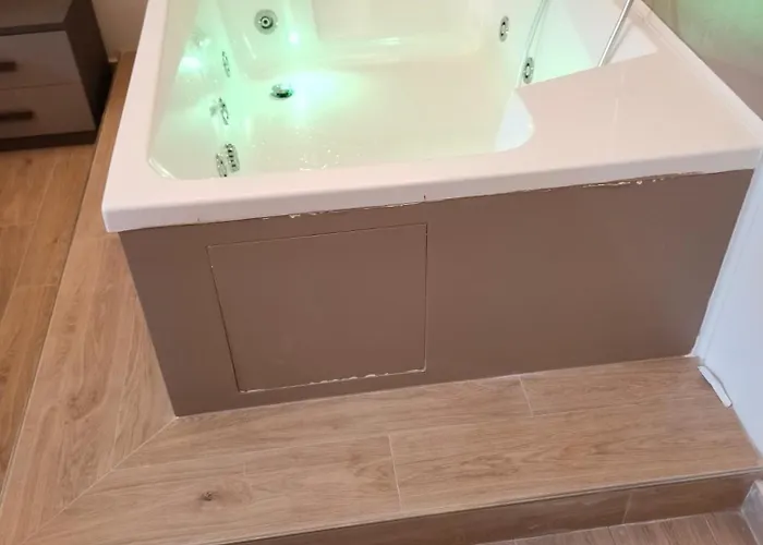 Igg Vatican Konukevi 4*